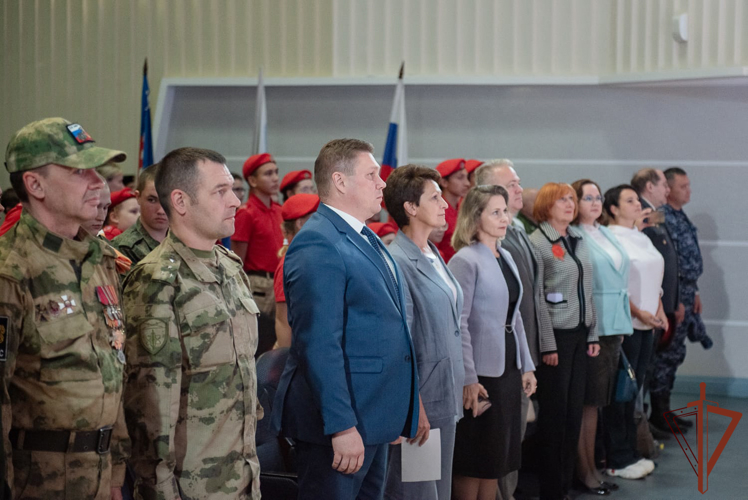Военнослужащие и сотрудники Росгвардии провели патриотические и торжественные мероприятия на Урале