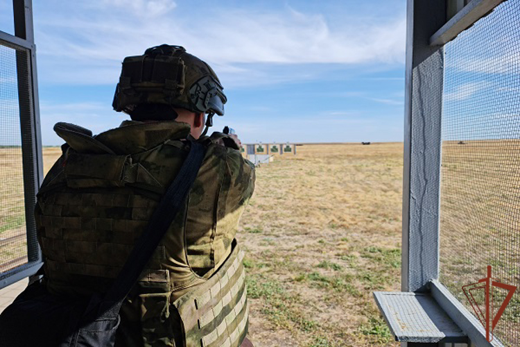 В Ростовской области завершился учебный сбор с офицерами-выпускниками Южного округа Росгвардии