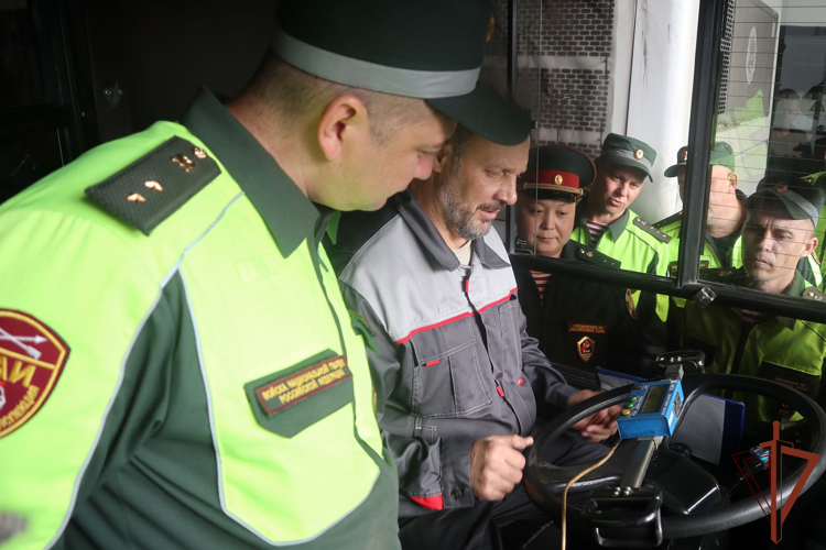 Учебно-методический сбор военных автоинспекторов завершился в Сибирском округе Росгвардии