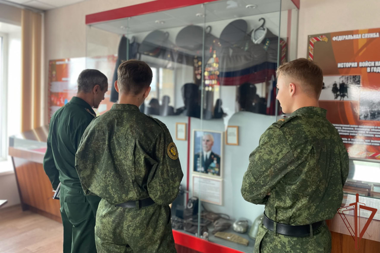 Профориентационные мероприятия с участием Росгвардии прошли в Сибири