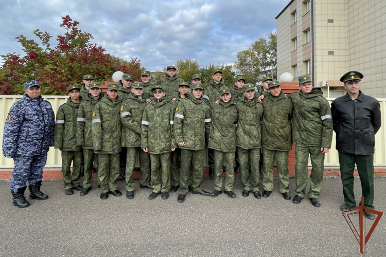 Профориентационные мероприятия с участием Росгвардии прошли в Сибири