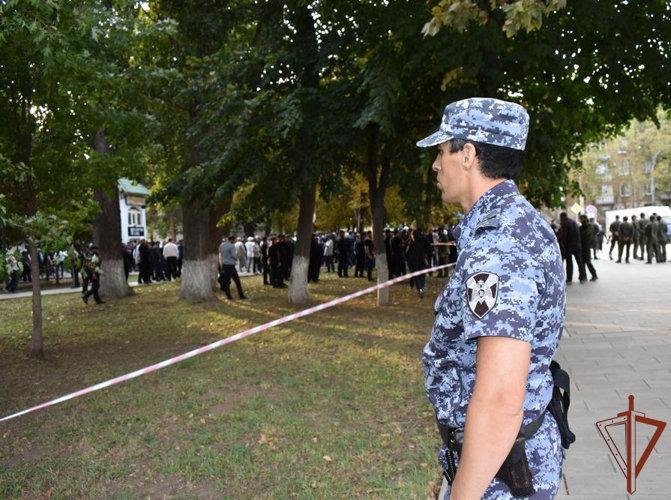 Росгвардейцы обеспечили безопасность проведения международного религиозного форума в Дагестане