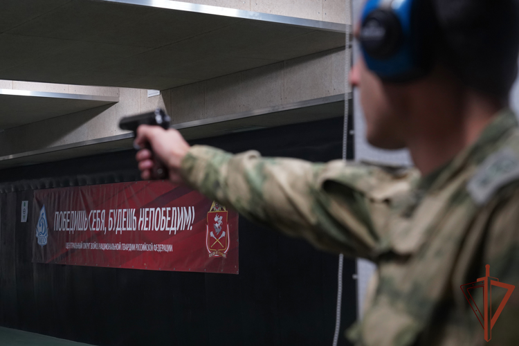 Чемпионат Центрального округа по летнему офицерскому троеборью завершился в Москве