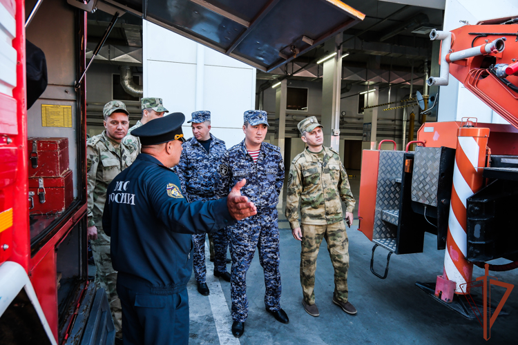 Сбор специалистов пожарной охраны Южного округа Росгвардии завершился в Астрахани 