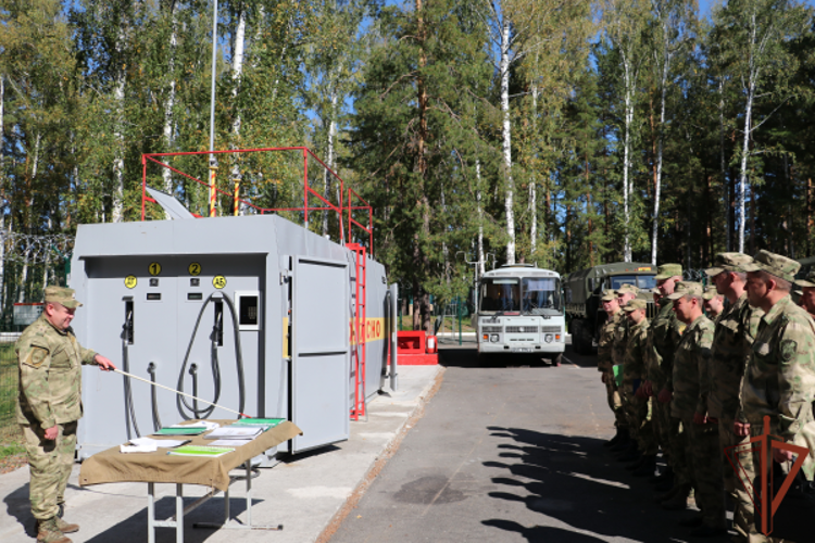 В Уральском округе Росгвардии завершился учебный сбор со специалистами службы горючего и смазочных материалов