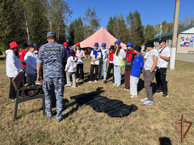 Патриотическая акция «Один день с Росгвардией» прошла в Калужской области