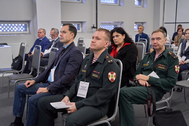 Представители Росгвардии в Нижнем Новгороде приняли участие во всероссийской конференции по противодействию терроризму