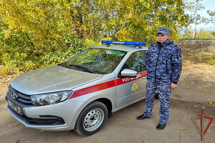 Росгвардеец оказал помощь попавшей в трудную дорожную ситуацию  семейной паре в Ульяновской области 