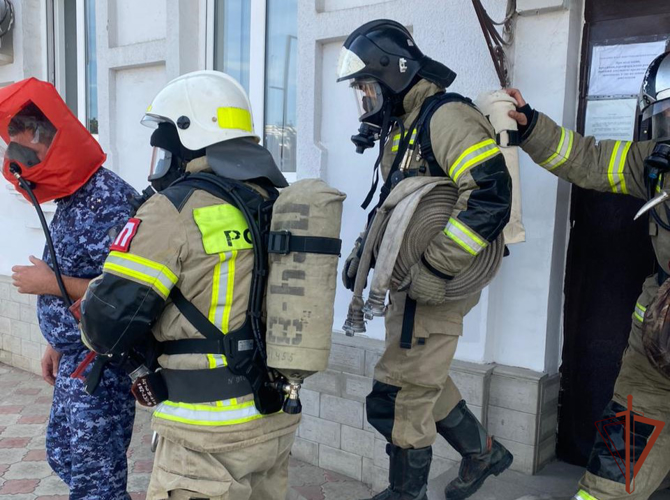 Росгвардия и МЧС провели пожарно-тактическое учение в Северной Осетии