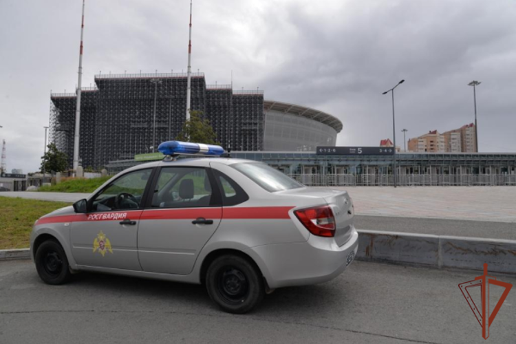 В Екатеринбурге Росгвардия обеспечила правопорядок на матче футбольной национальной лиги
