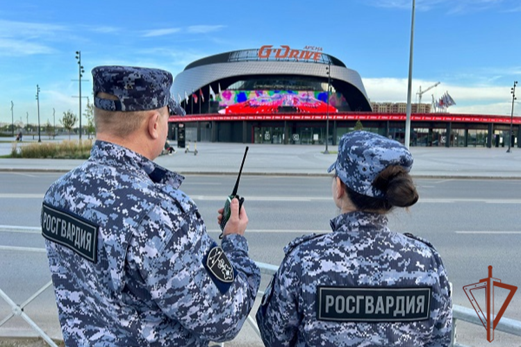 Росгвардейцы обеспечили правопорядок на матче КХЛ в Омске