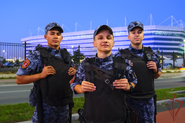 Безопасность футбольного матча Первой лиги обеспечили росгвардейцы в Калининграде