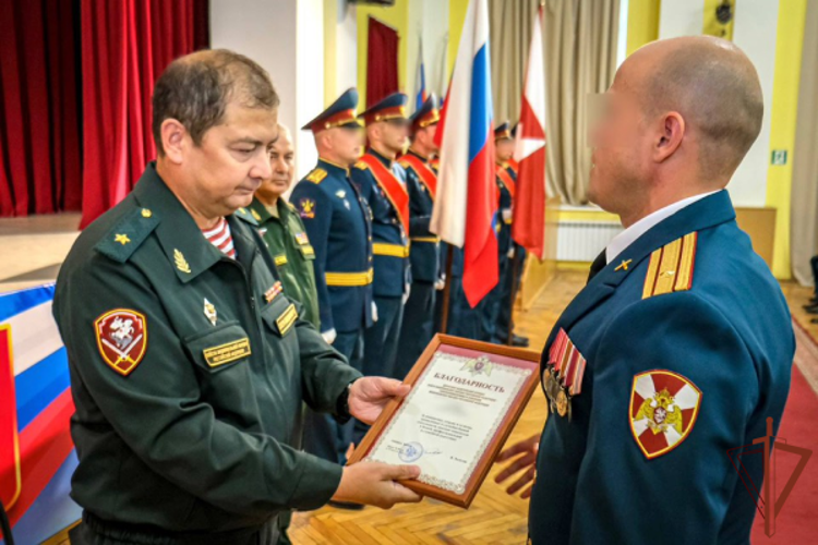 В Военной академии материально-технического обеспечения прошло торжественное собрание в честь годовщины факультета Росгвардии