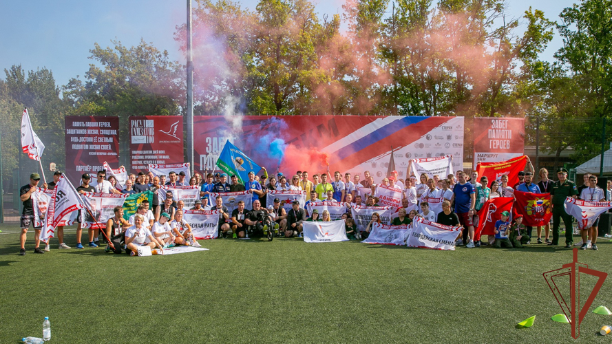 Ежегодный легкоатлетический забег памяти Героев прошёл в Сестрорецке
