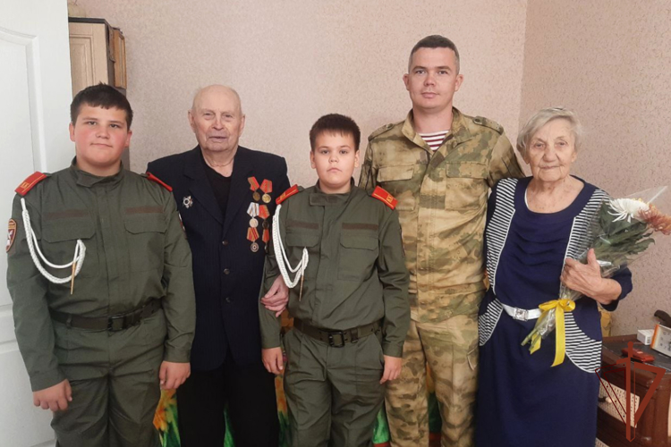 Представители Росгвардии провели на Урале мероприятия к Международному дню пожилых людей 