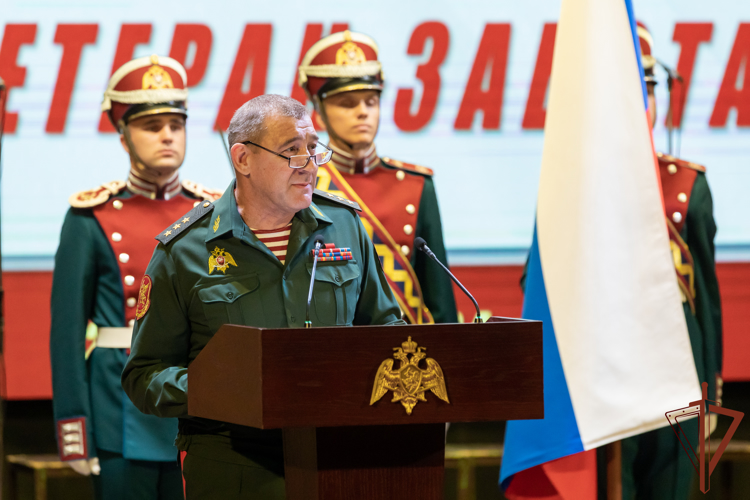 Генерал-полковник Юрий Яшин поздравил членов Региональной общественной организации ветеранов войск правопорядка «ВЕТЕРАН-ЗАБОТА» с 40-й годовщиной со дня образования (видео)