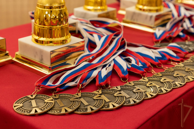 Победителям чемпионата Росгвардии по плаванию вручили награды