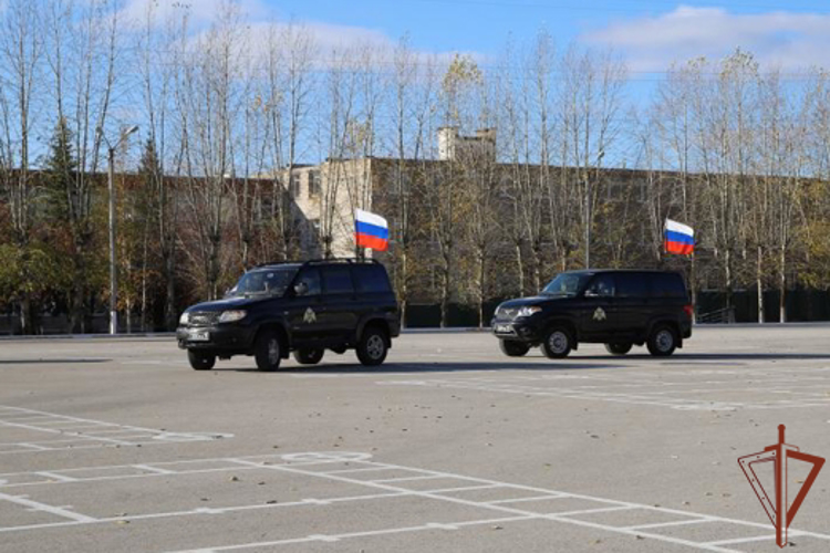 Кадеты Пермского президентского кадетского училища Росгвардии посетили с экскурсией военный институт ведомства