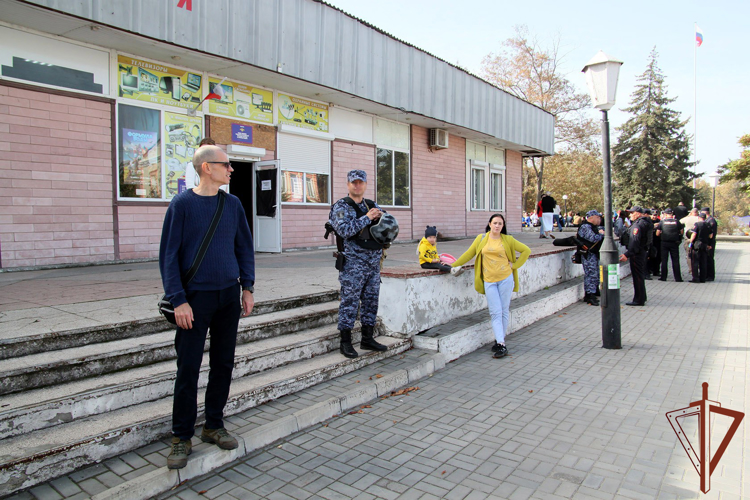 Росгвардия подвела итоги охраны общественного порядка в День воссоединения новых регионов с Россией