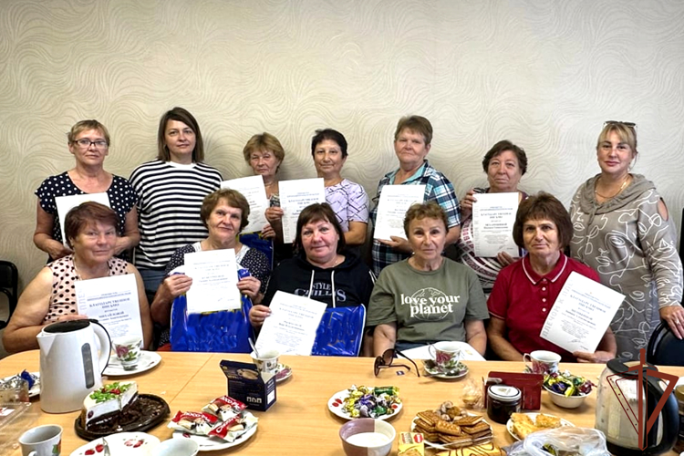 Ветераны Росгвардии и подшефные курганские школьники принимают участие в акции «Своих не бросаем»