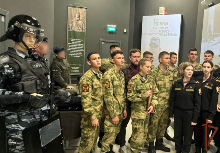 День ОМОН Росгвардии состоялся в тюменском историческом парке «Россия – моя история»