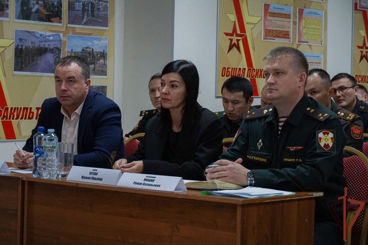 Представители Росгвардии приняли участие в конференции, посвящённой военно-политической работе в условиях СВО
