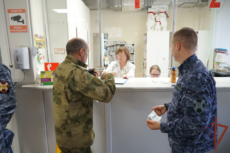 В Поморье сотрудники Росгвардии пополнили региональный банк донорской крови 