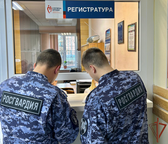К ведомственной благотворительной донорской акции присоединились росгвардейцы из Омска