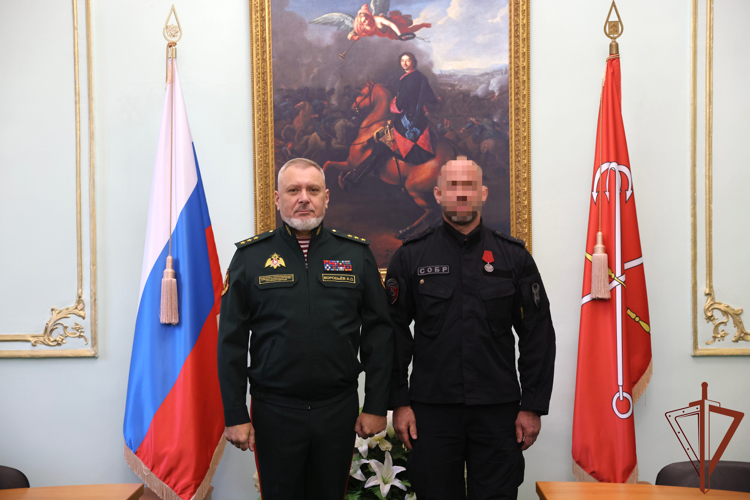 Заместитель директора Росгвардии генерал-полковник Алексей Воробьев подвел итоги служебно-боевой деятельности Северо-Западного округа Росгвардии (видео)
