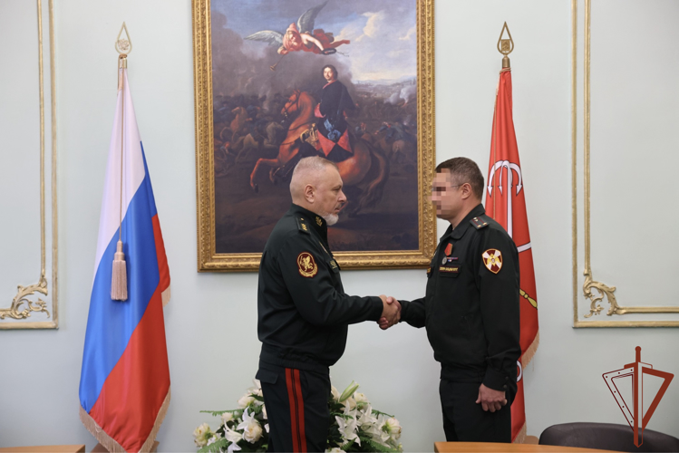 Заместитель директора Росгвардии генерал-полковник Алексей Воробьев подвел итоги служебно-боевой деятельности Северо-Западного округа Росгвардии (видео)