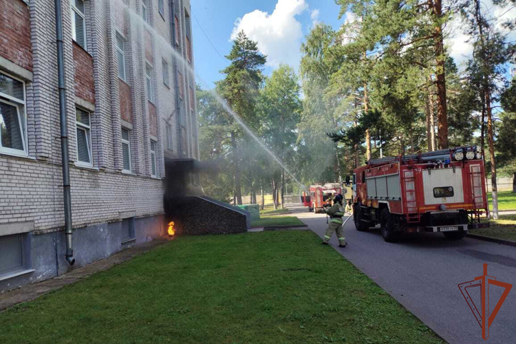 В Северо-Западном округе Росгвардии проведена подготовка к осенне-зимнему пожароопасному периоду