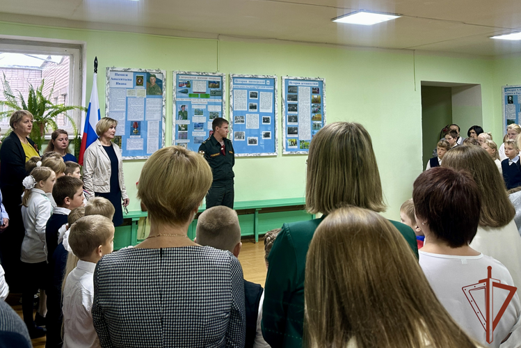 В Республике Карелия увековечили память погибшего солдата бригады оперативного назначения Росгвардии