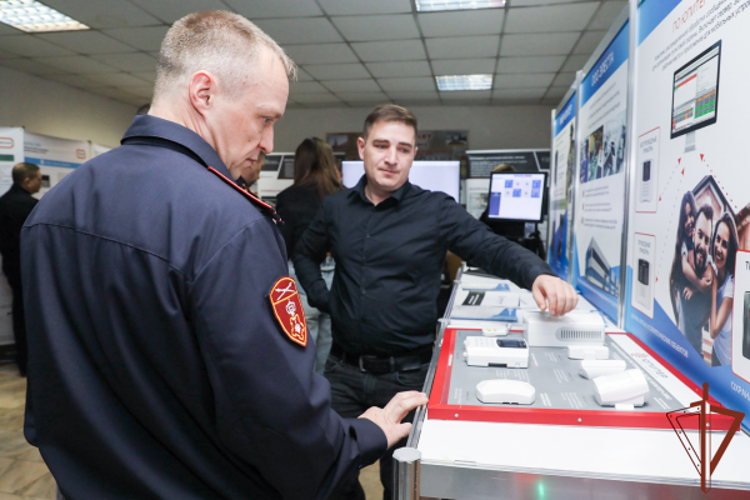 В Росгвардии обсудили развитие систем безопасности