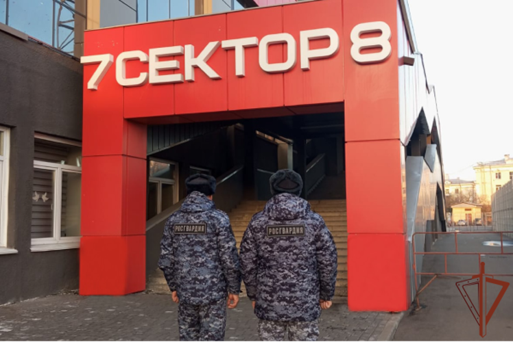 Росгвардейцы обеспечили безопасность на матче ВХЛ в Кузбассе