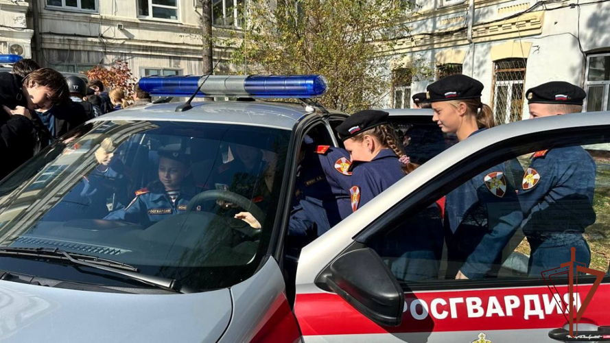 Росгвардейцы на Дальнем Востоке проводят познавательные мероприятия для детей 