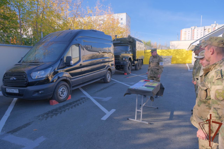 В Уральском округе Росгвардии прошел сбор с начальниками ВАИ соединений и территориальных органов