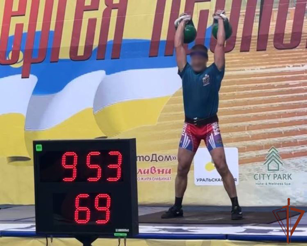 Спортсмен из Росгвардии стал призером на всероссийском турнире по гиревому спорту