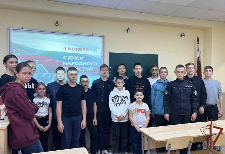 День народного единства отметили в Северо-Кавказском округе Росгвардии  