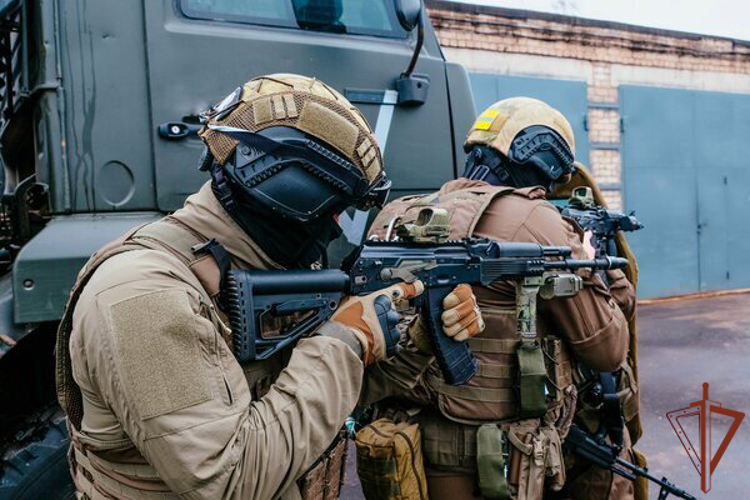 При силовой поддержке смоленского СОБР Росгвардии ликвидирована подпольная нарколаборатория