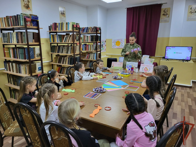 В Северо-Кавказском округе Росгвардии поздравили матерей