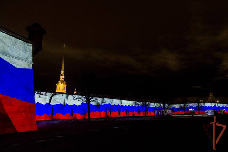 Росгвардейцы обеспечили безопасность фестиваля «Чудо света» в Санкт-Петербурге