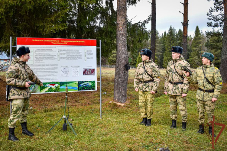 В Сыктывкаре завершают стажировку курсанты Пермского военного института Росгвардии