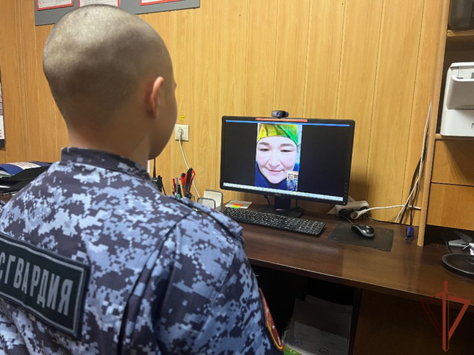 Своих родных с Днём матери поздравили военнослужащие Северо-Западного округа Росгвардии  
