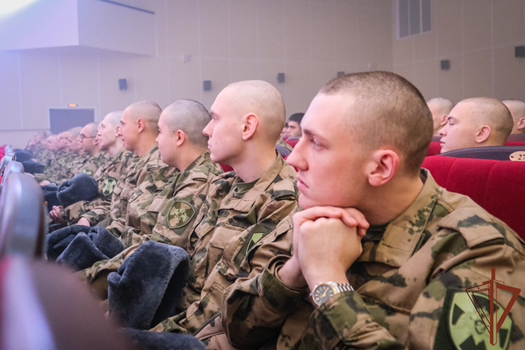 «Ветеранский десант» посетил военнослужащих 33-й бригады оперативного назначения Северо-Западного округа Росгвардии