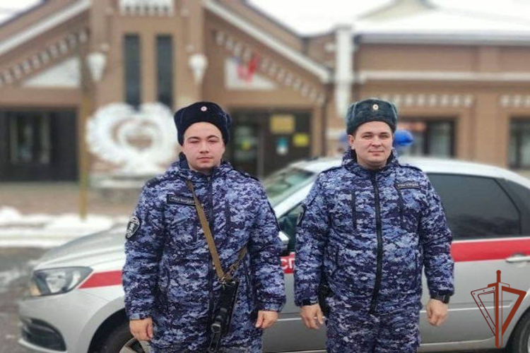 В Талдоме сотрудники Росгвардии отыскали школьника, который после ссоры с родителями убежал из дома