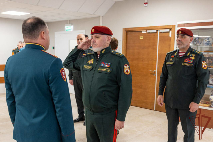 Военнослужащим Росгвардии – участникам СВО вручили государственные награды в Главном госпитале ведомства