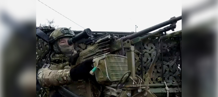 Мобильная огневая группа Росгвардии сбила украинский дрон из стрелкового оружия в Запорожской области (видео)