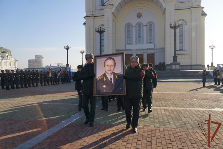 В Хабаровске простились с генерал-лейтенантом Юрием Котовым