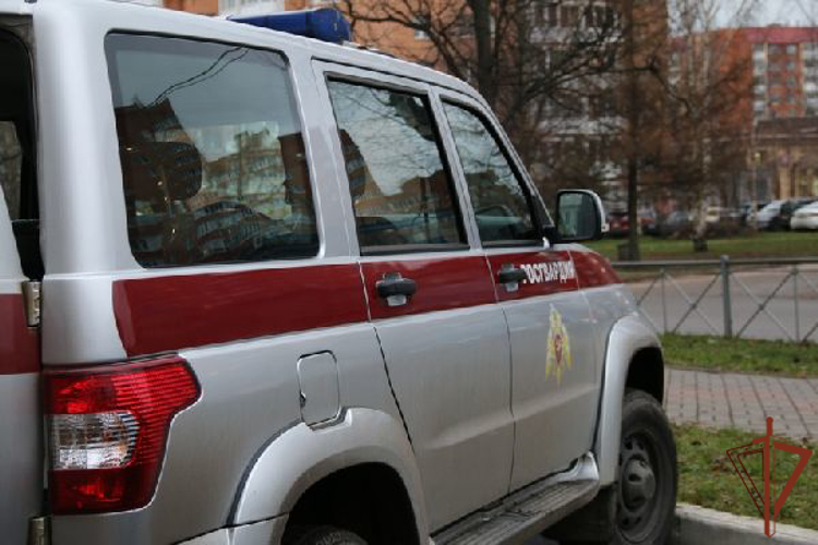 Росгвардейцы спасли пожилого мужчину и его имущество при пожаре в Республике Тыва