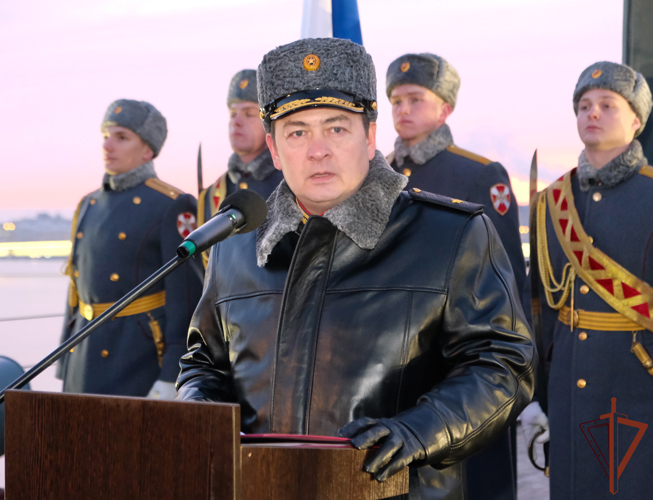 Военнослужащие морского отряда Северо-Западного округа Росгвардии приняли военную присягу на крейсере «Аврора»